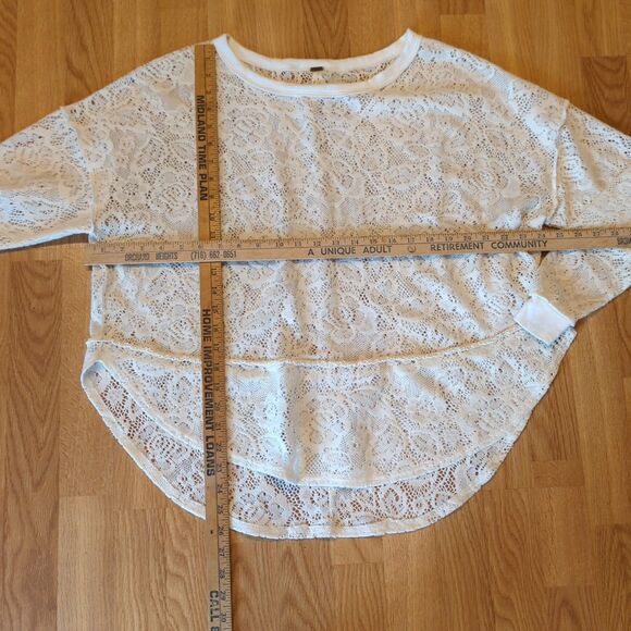 Free People Ivory Not Cold in This Pullover Top Womens XS Lace Semi Sheer Boho - Picture 2 of 7